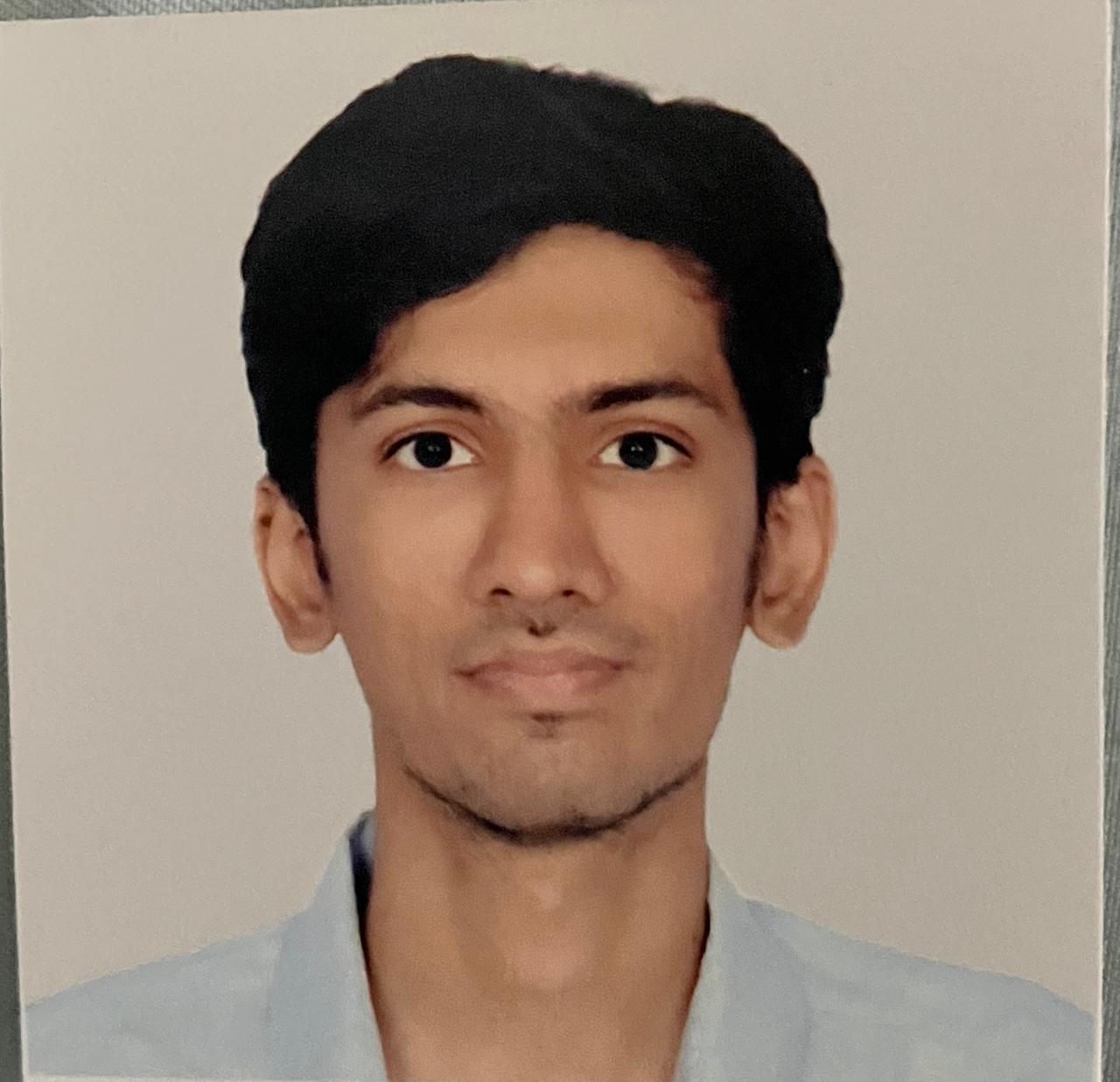 Jigar's headshot